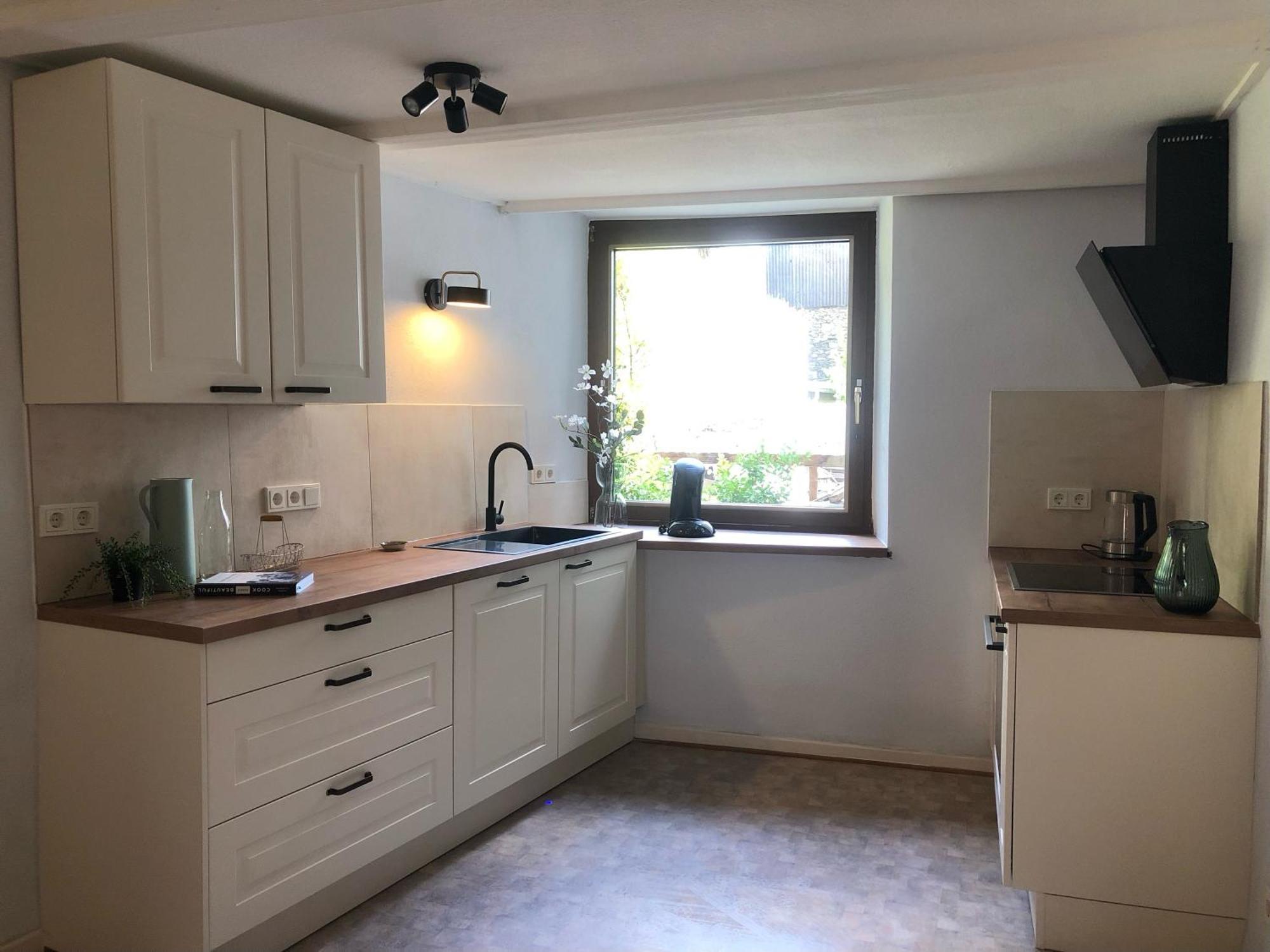 Das Rote Ferienhaus Terlinden Lieser Ngoại thất bức ảnh